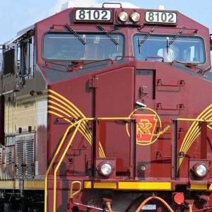 Meet your Posher, Lawrence